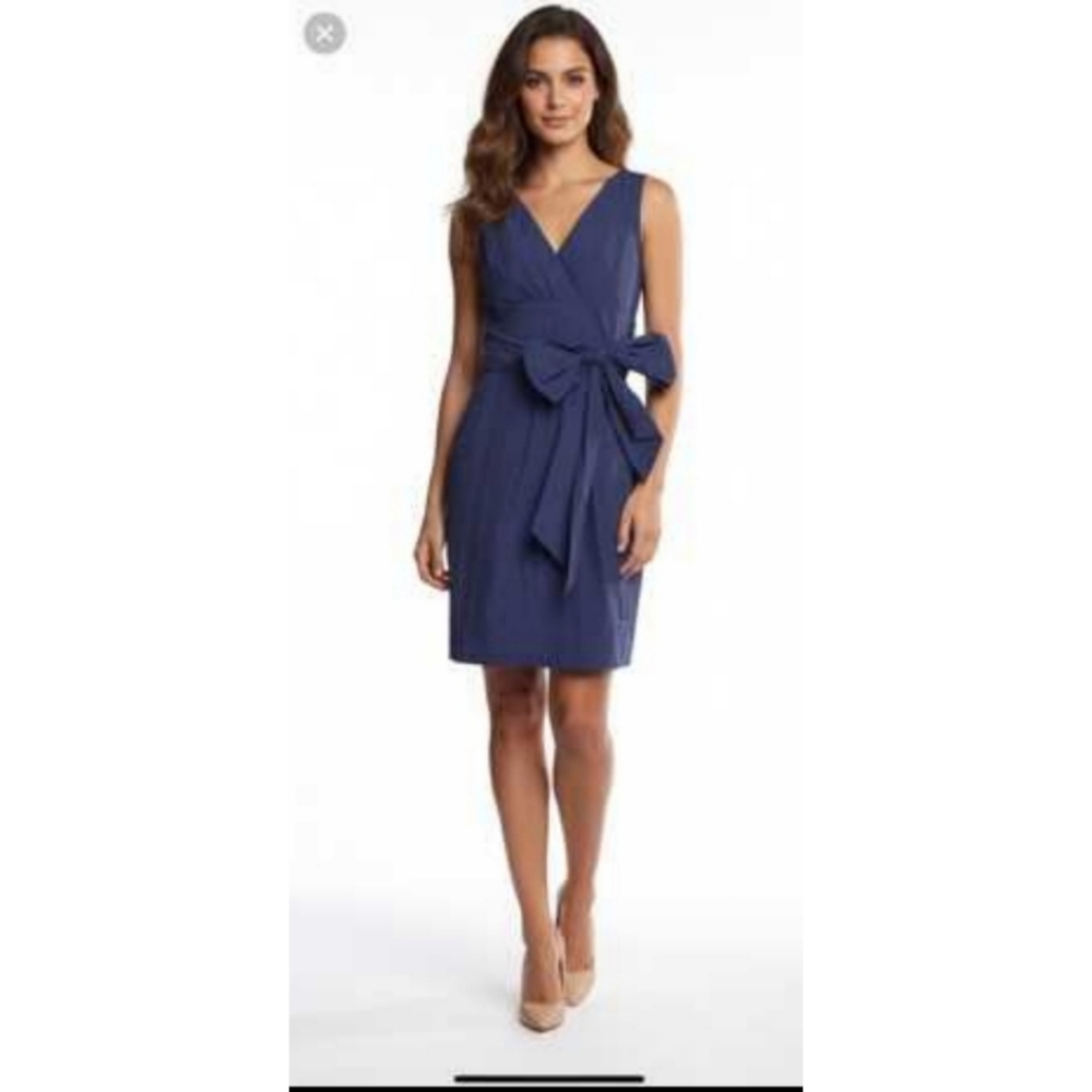 Max Mara V-Neck Mini Dress Size 6 (M)‎